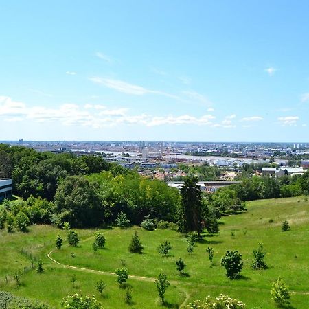 Studio Belle Vue Bordeaux - Parking Prive - Netflix - Tram A Cenon Buitenkant foto